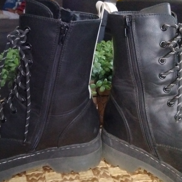 MIA BOOTS - Picture 3 of 13